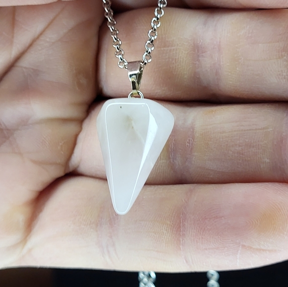 Rose Quartz Choker Necklace - Picture 12 of 13